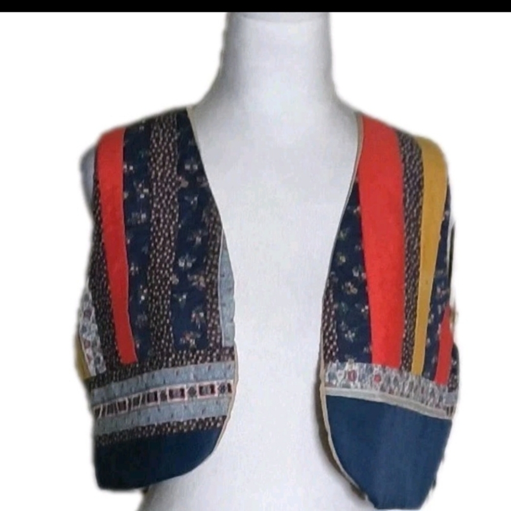 Vintage Handmade Patchwork Quilted Vest Women’s S  70s Country Cottagecore